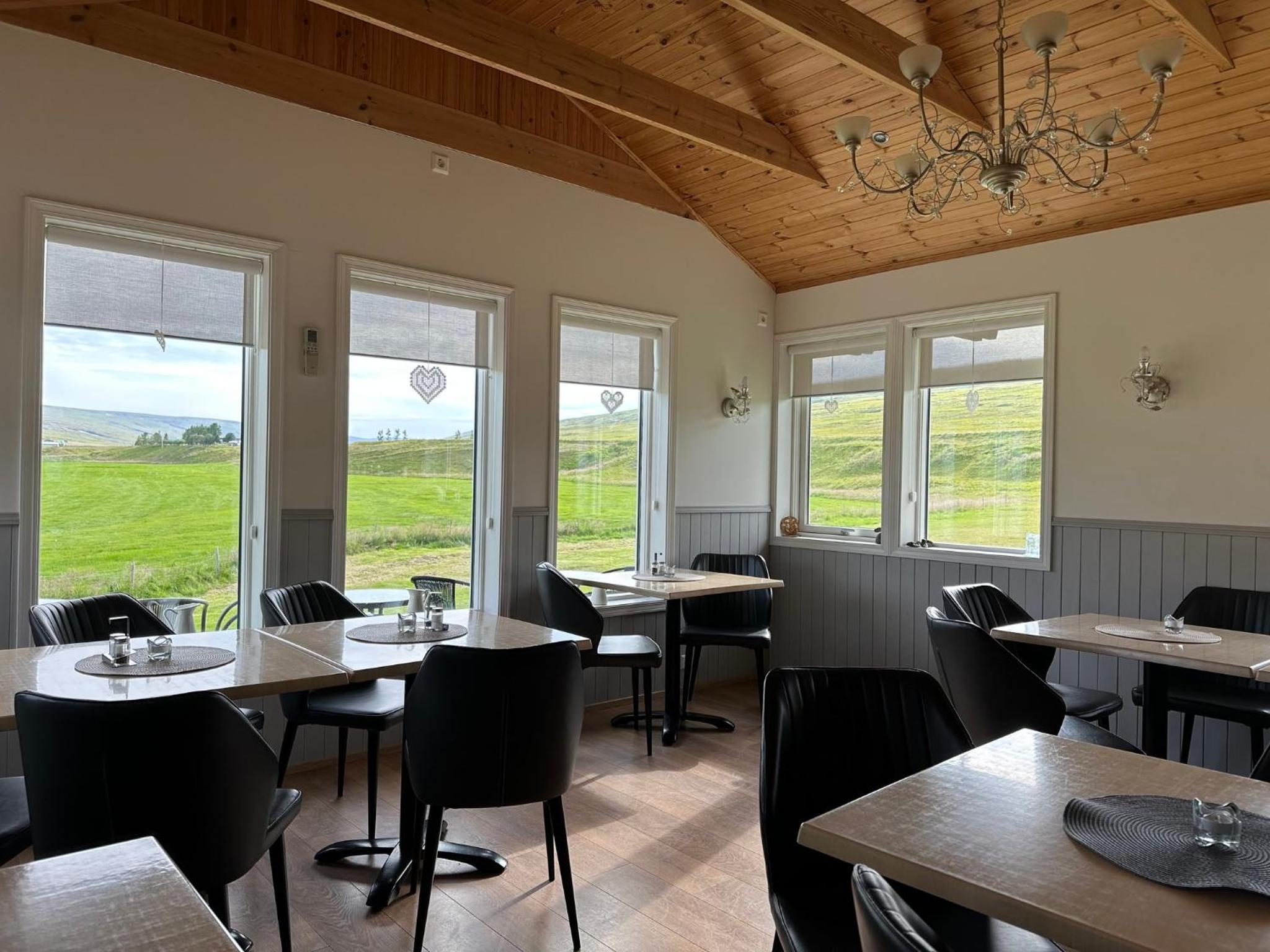 시렉스타디르 게스트하우스(Síreksstaðir Guesthouse)