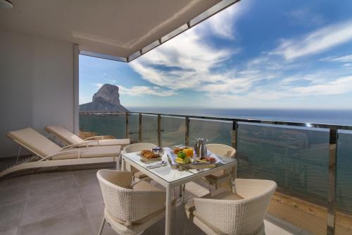 ESTIMAR Calpe Suitopia 3 & Three