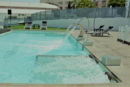 Deluxe Hostels & Suites