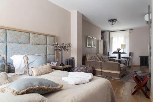 Casa Granados Boutique Hotel