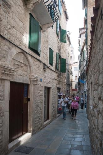 Grgur Ninski Rooms