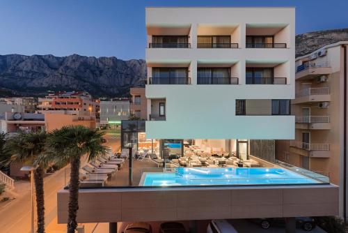 Hotel Ani