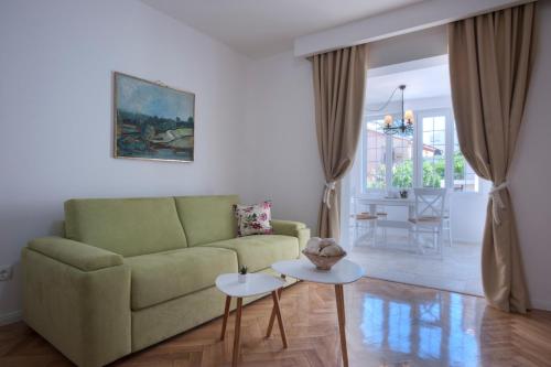 Apartments Captain's Villa