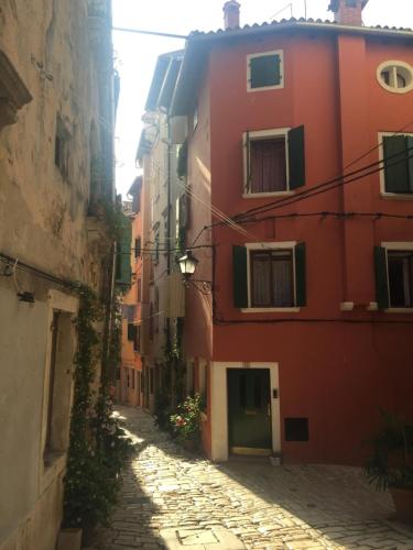 Boutique House Djaki