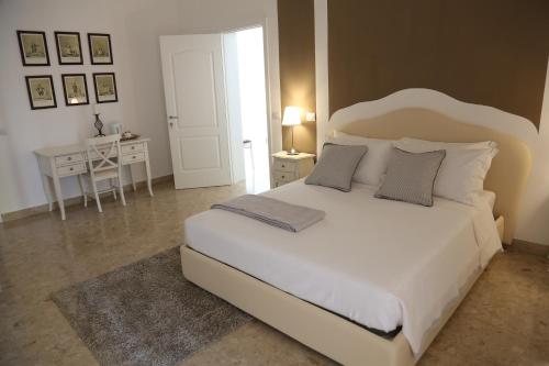 Dimi House