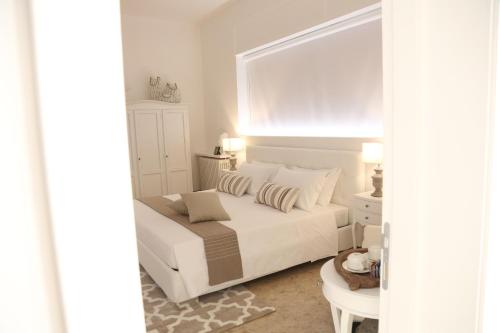 Dimi House