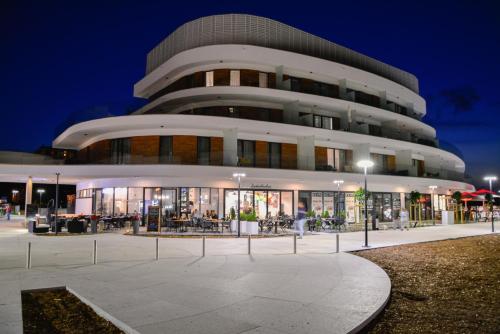 Baltic Park Molo by Apartamenty Na Wyspie