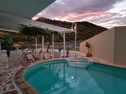 Hotel Vassilis Retreat