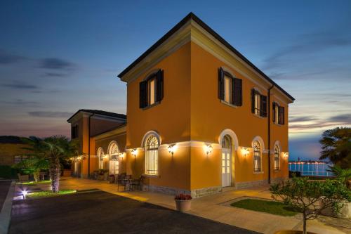Minella Residence