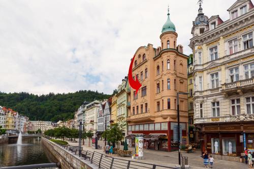 Apartments Bohemia Rhapsody