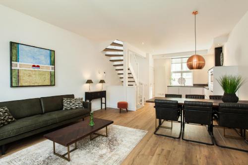 Stayci Serviced Apartments Royal Palace