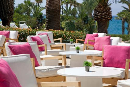 Sandy Beach Hotel & Spa
