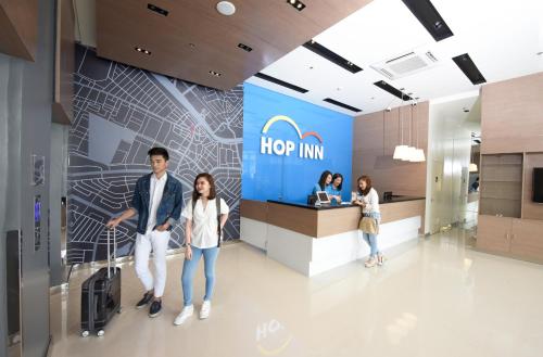 Hop Inn Makati Avenue Manila