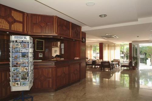 Hotel Theonia