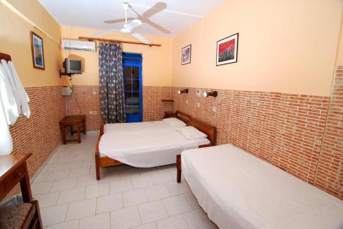 Chrysoula Hotel & Apartments