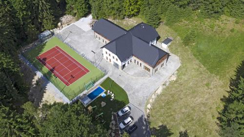 Club Rezidence Pod Luci Loucovice
