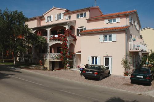 House Maric