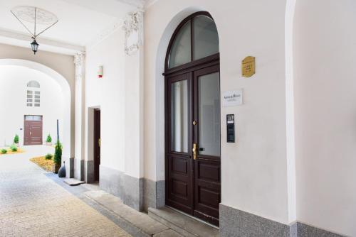 Constitution Square Rooms