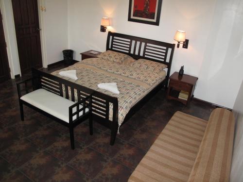 Makati Suites at Travelers Inn
