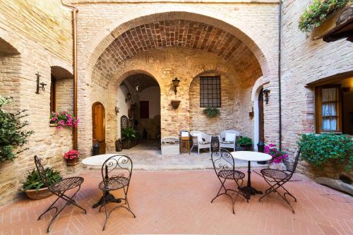 Palazzo Buonaccorsi Residenza D'epoca