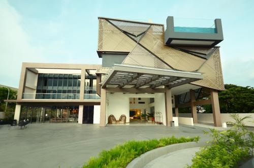 Hue Hotels and Resorts Puerto Princesa