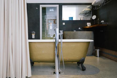 Bar Hotel Karel