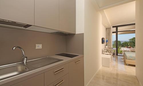 Residence Holiday