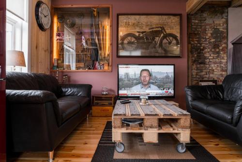Tangs Apartment