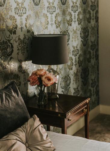 Healing Manor Hotel