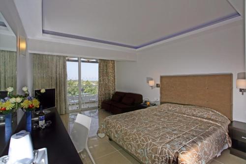 Sun Palace Resort & Spa