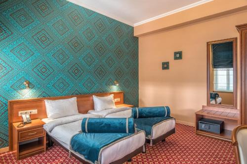 Golden Tulip Borjomi Palace