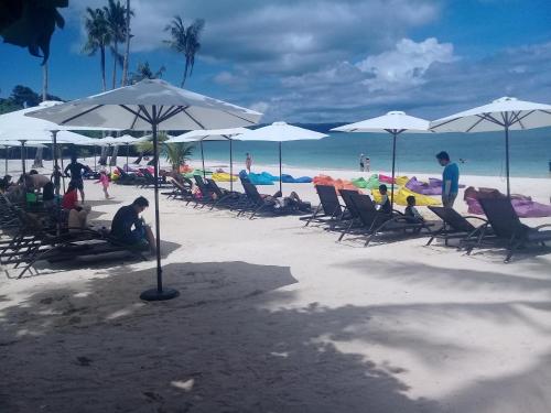 Exclusive Beach and Pools Oceanway Residences