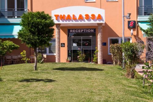 Thalassa Apartments