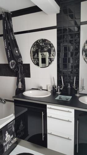 Au Berceau Du Loup Agile