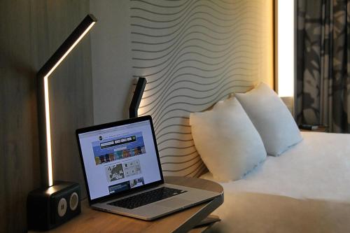 B&B Hotel Nanterre Rueil Malmaison