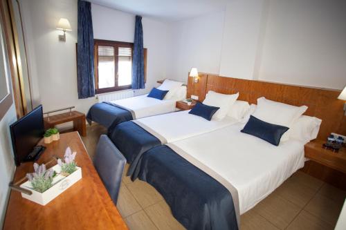 Savoy Hostal