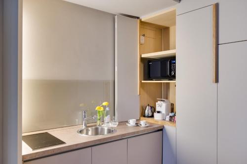 Palazzo Del Carretto Art Apartments