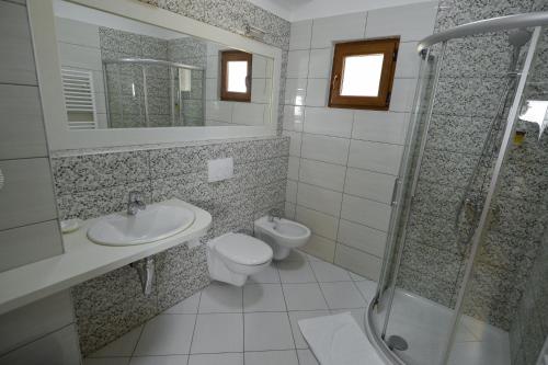Hotel Kalemi 2