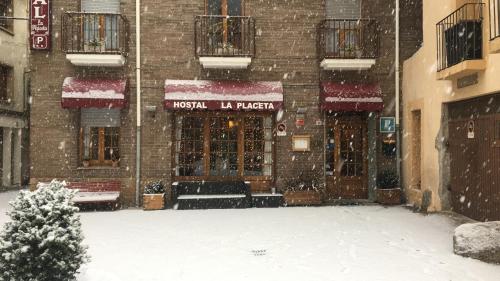 Hostal & Restaurant La Placeta