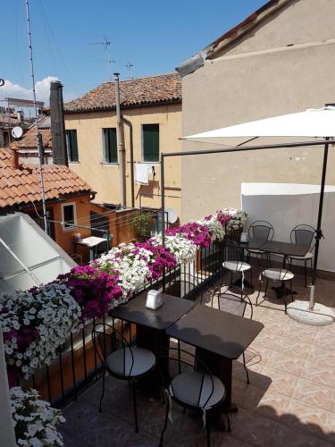 Al Portico Guest House