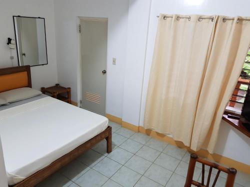 Roy's Rendezvous Boracay