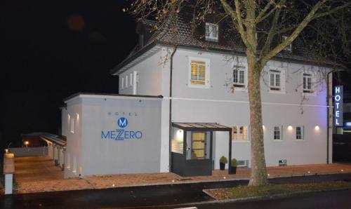 Hotel Mezzero