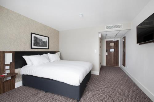 Spring River Ebbsfleet