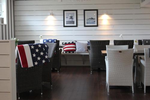 Huskvarna Hotel and Hostel - Rosendala Herrgård