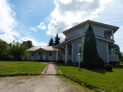 Westbay Inn Apartment