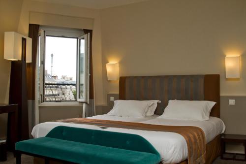 Emeraude Plaza Etoile