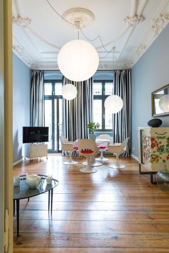 Brilliant Apartments