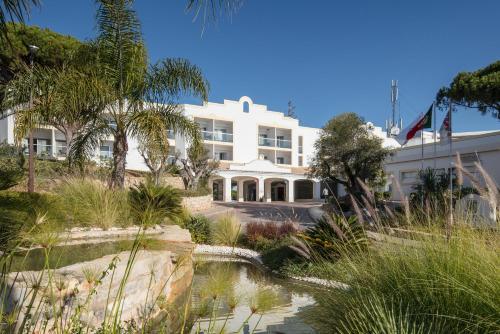 Dona Filipa Hotel