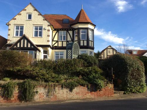 Ashbourne House Bed And Breakfast
