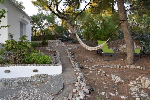 Grand Bleu by Fun In the Sun